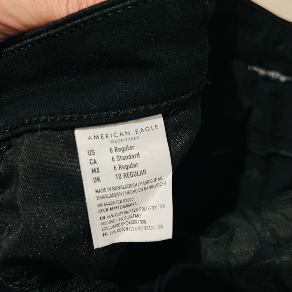 American Eagle jeans size 6